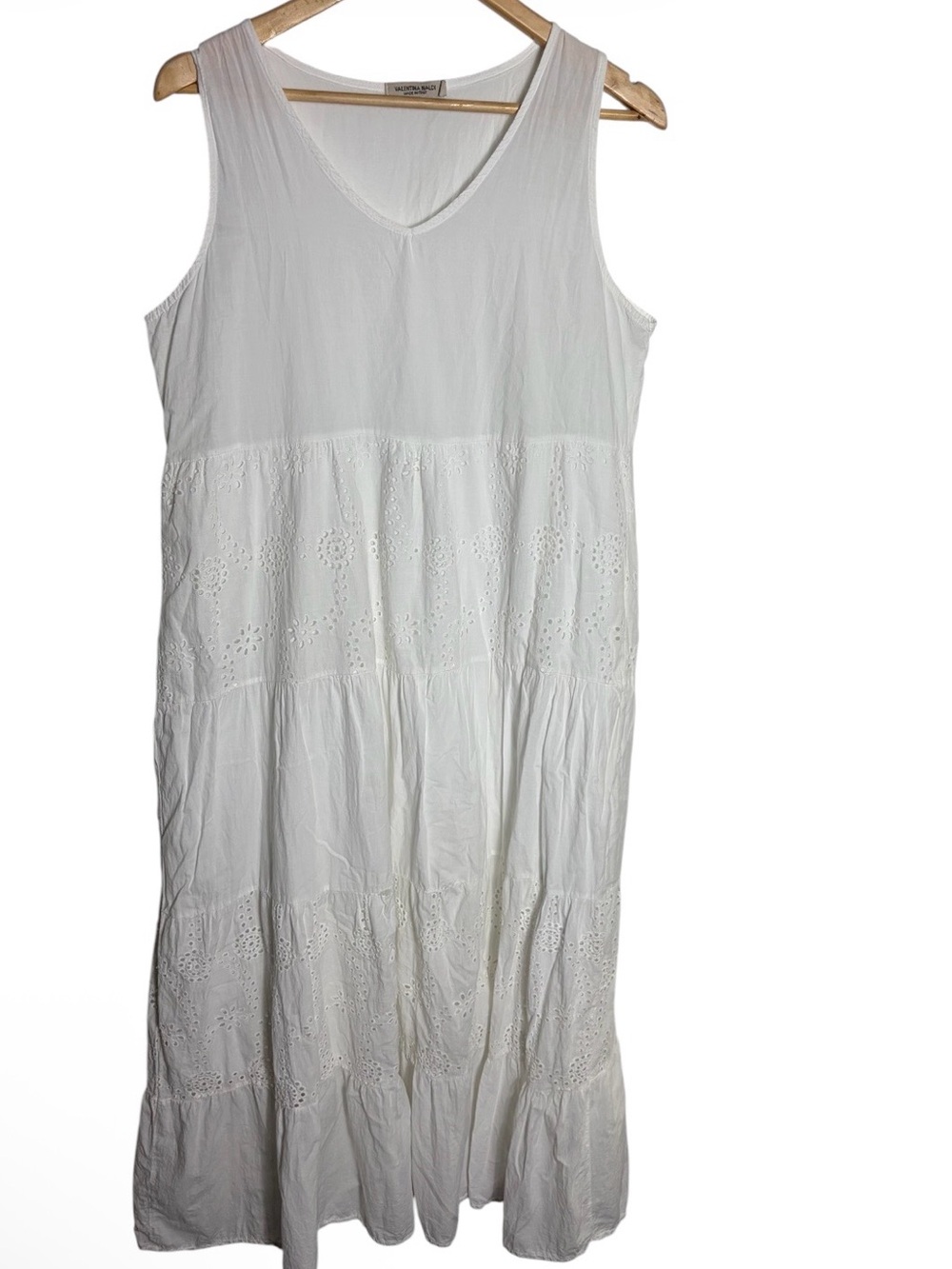 White v neck cotton tiered eyelet maxi dress size M